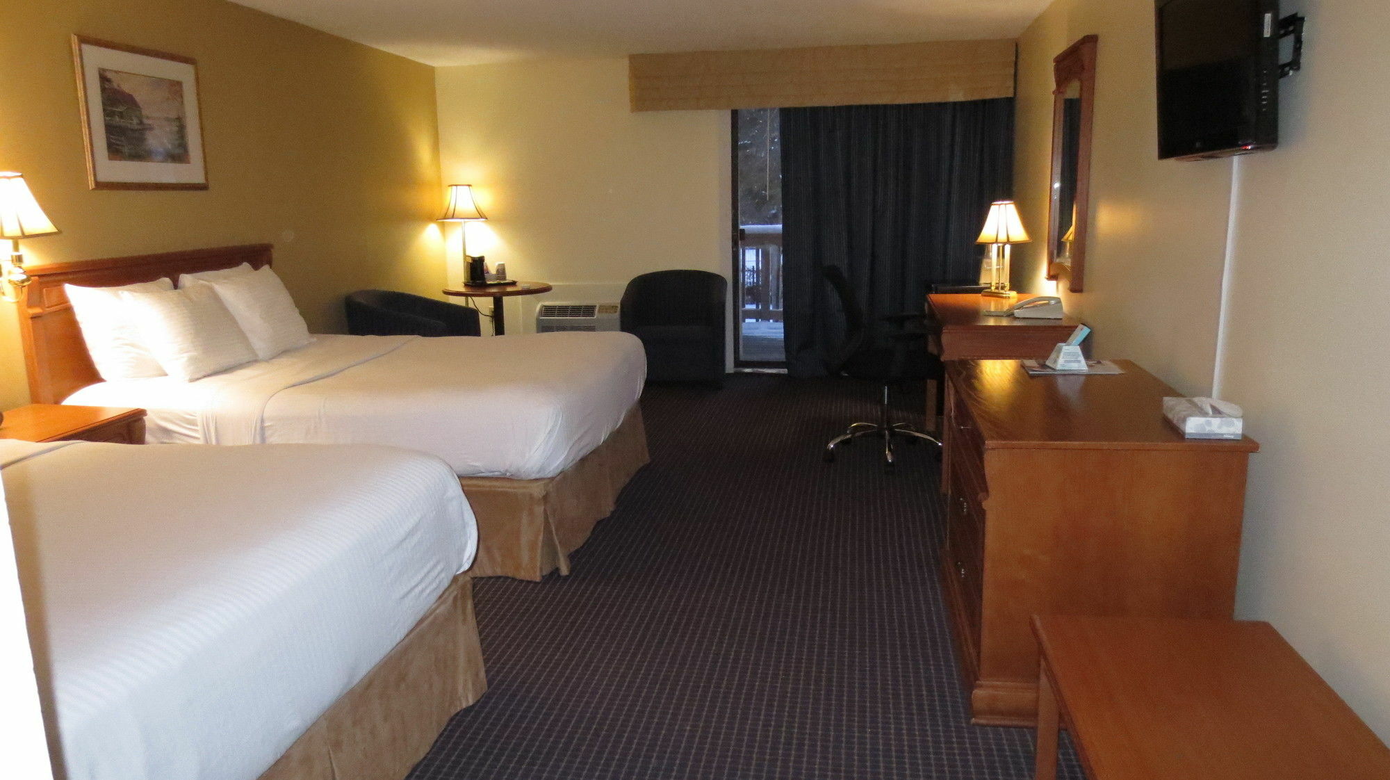 Super 8 By Wyndham - Country Squire 3* Gananoque